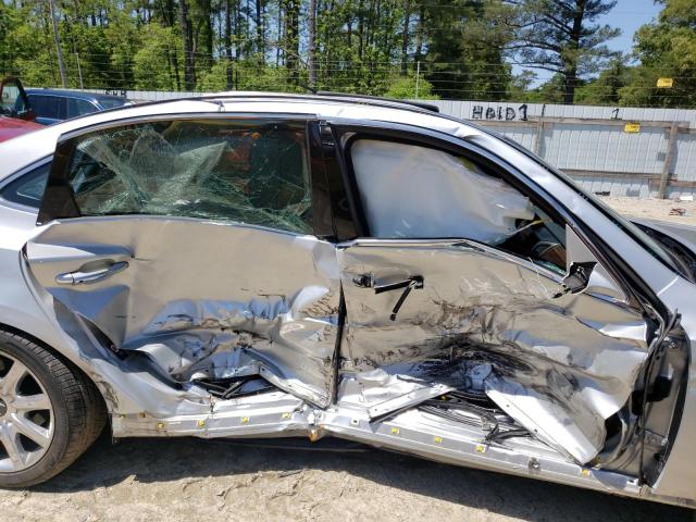 Photo 9 from auction – 2011 HYUNDAI EQUUS SIGN with VIN KMHGH4JF5BU029566