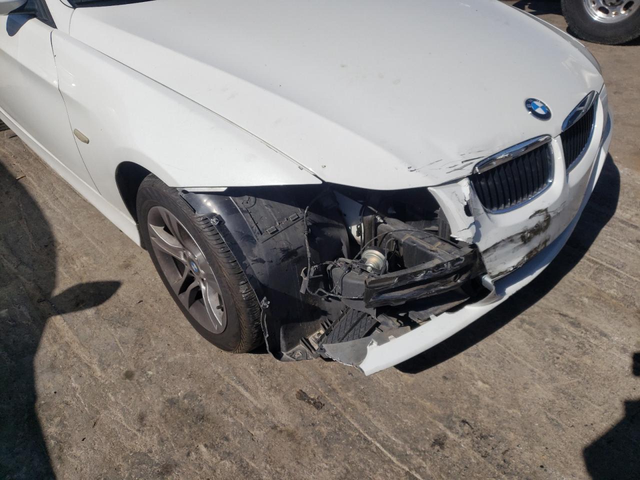Photo 9 from auction – 2008 BMW 328 I with VIN WBAVA33588P142530