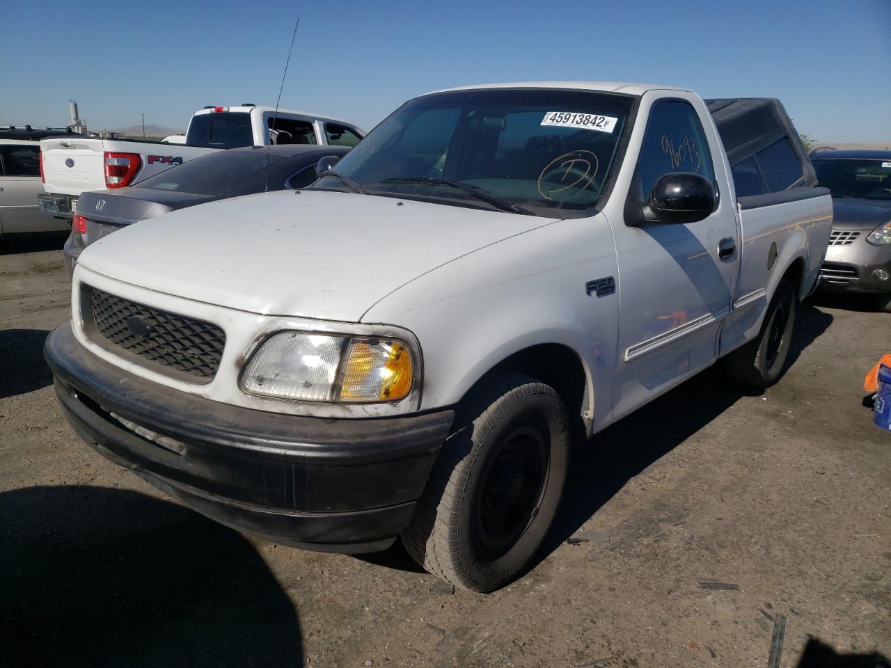 Photo 2 from auction – 1997 FORD F150 with VIN 1FTDF1766VNA37256