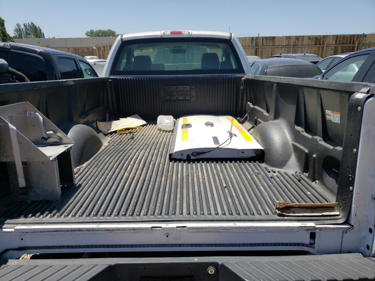 Photo 6 from auction – 2008 FORD F150 with VIN 1FTRF12228KB69950