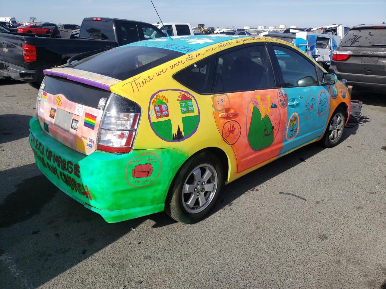 Photo 4 from auction – 2005 TOYOTA PRIUS with VIN JTDKB20U357018346