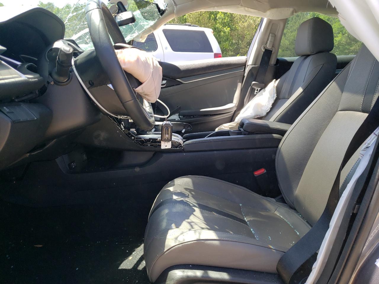 Photo 5 from auction – 2016 HONDA CIVIC EXL with VIN 19XFC1F74GE014920