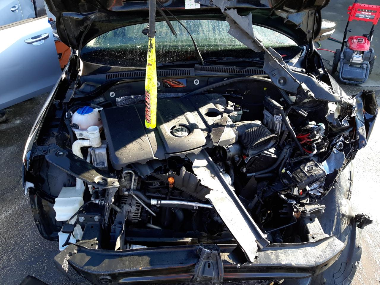 Photo 7 from auction – 2012 VOLKSWAGEN JETTA SE with VIN 3VWDP7AJ2CM316494