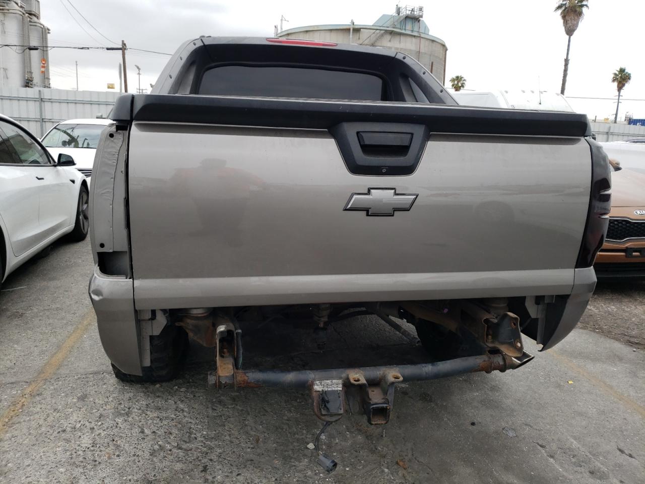 Photo 9 from auction – 2007 CHEVROLET AVALANCHE with VIN 3GNEC12097G205832