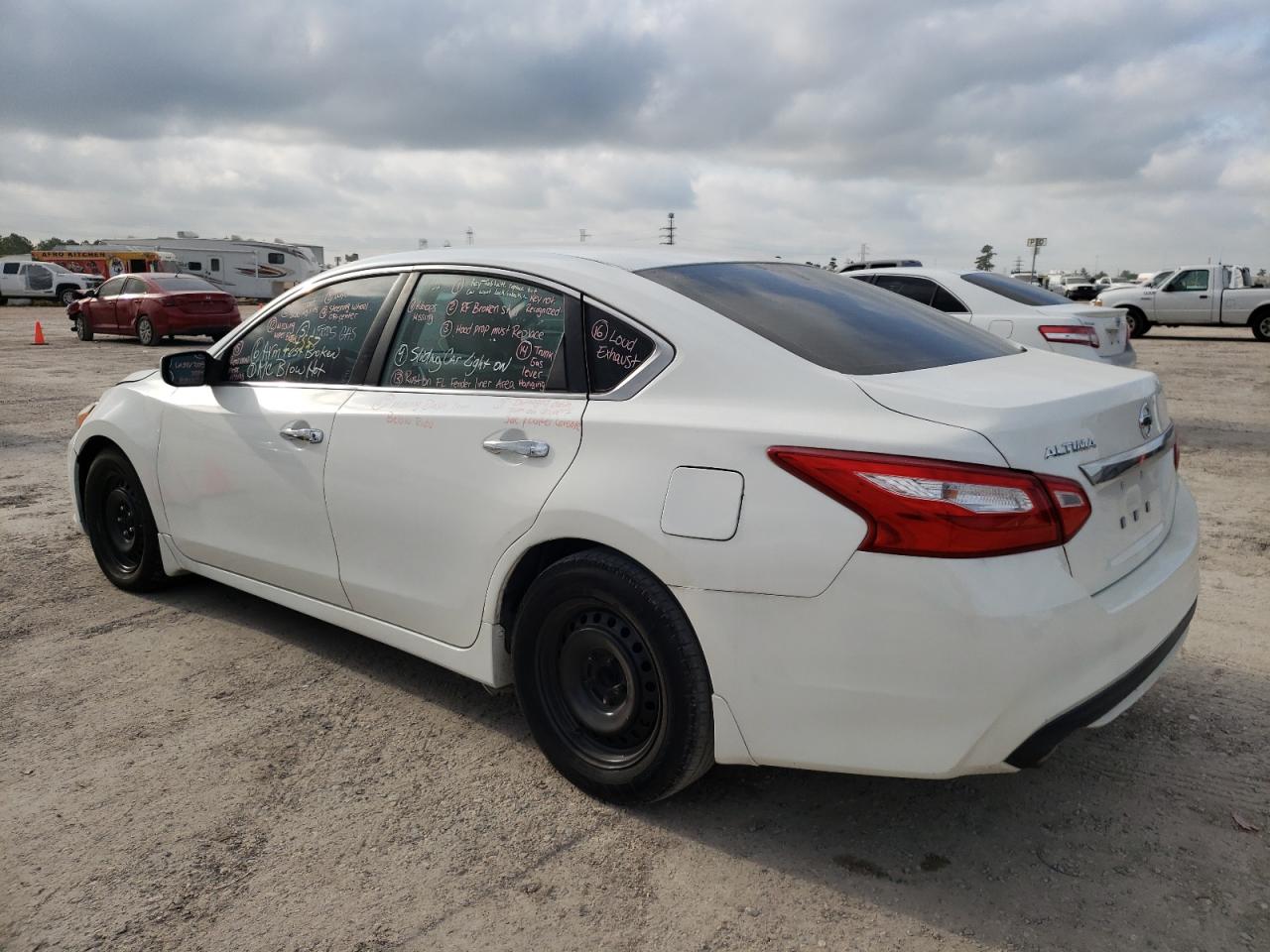 Photo 3 from auction – 2017 NISSAN ALTIMA 2.5 with VIN 1N4AL3AP3HN336853
