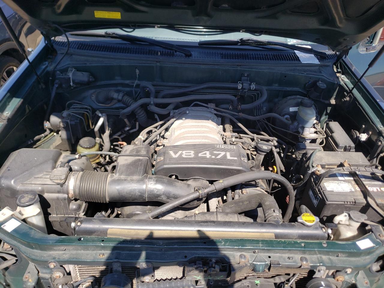 Photo 7 from auction – 2004 TOYOTA SEQUOIA SR with VIN 5TDBT44A64S218389