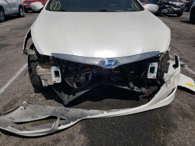 Photo 9 from auction – 2012 HYUNDAI SONATA HYB with VIN KMHEC4A41CA037512