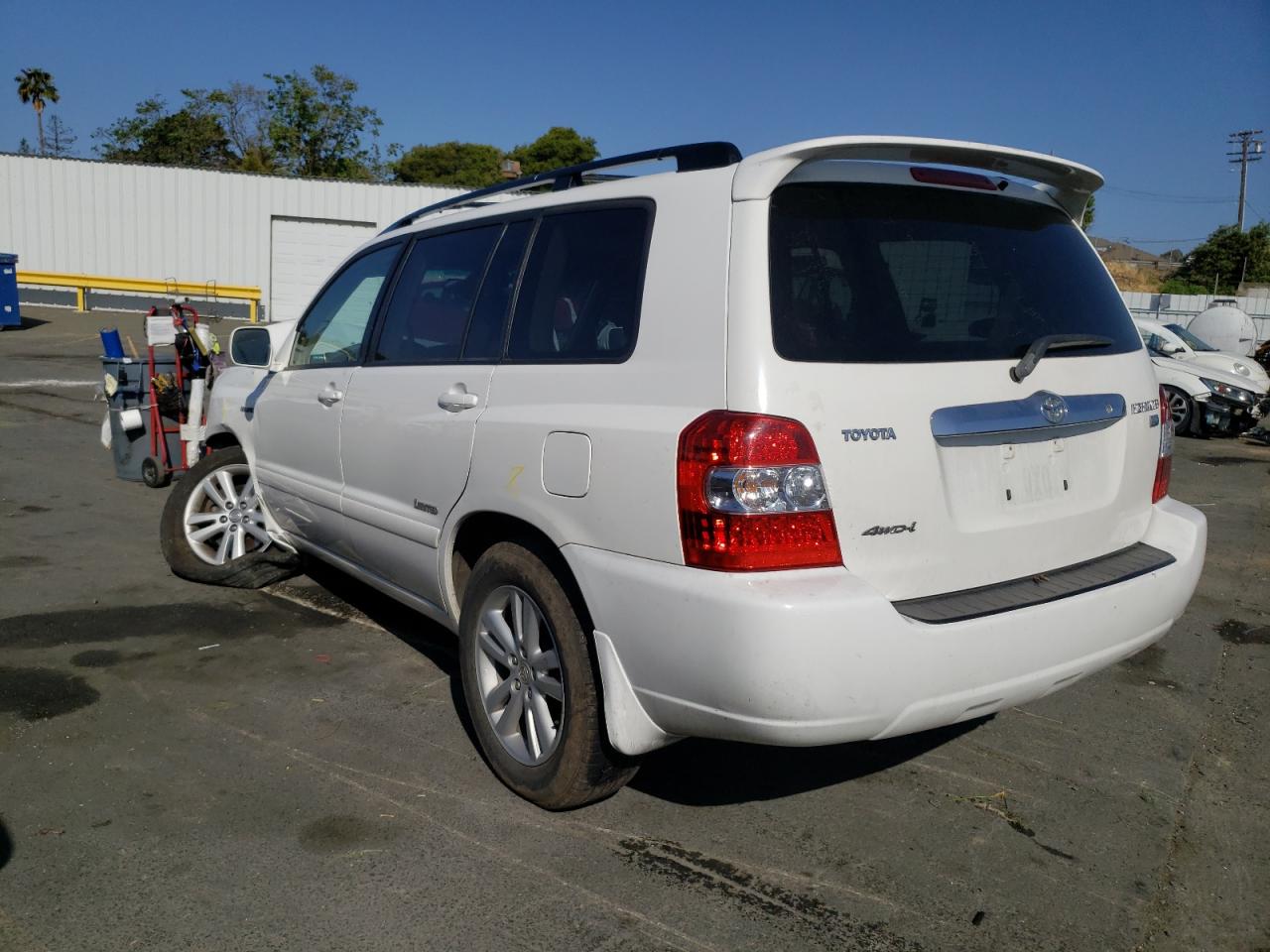 Photo 3 from auction – 2006 TOYOTA HIGHLANDER with VIN JTEEW21A060024326