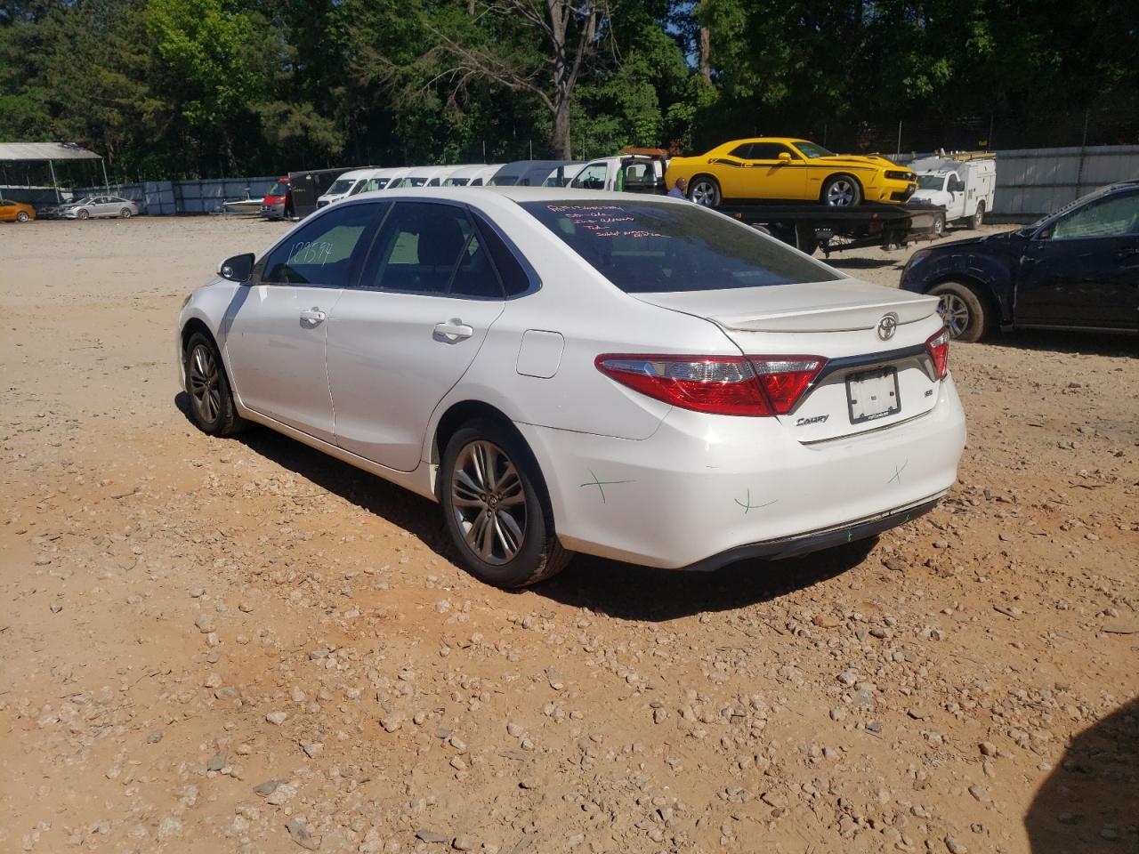 Photo 3 from auction – 2015 TOYOTA CAMRY LE with VIN 4T1BF1FK9FU053489