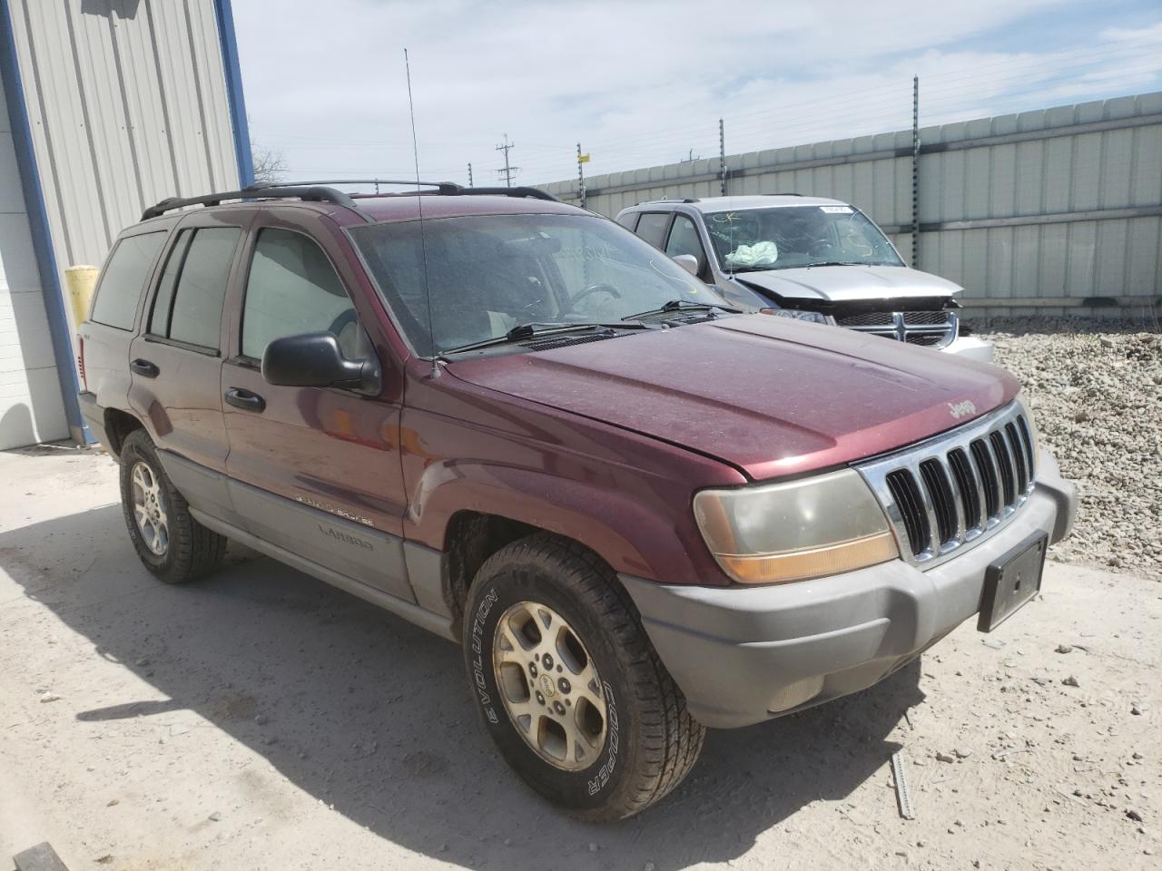 JEEP GRAND CHER 2000 with VIN 1J4GW48S4YC237962 - Photo from auction
