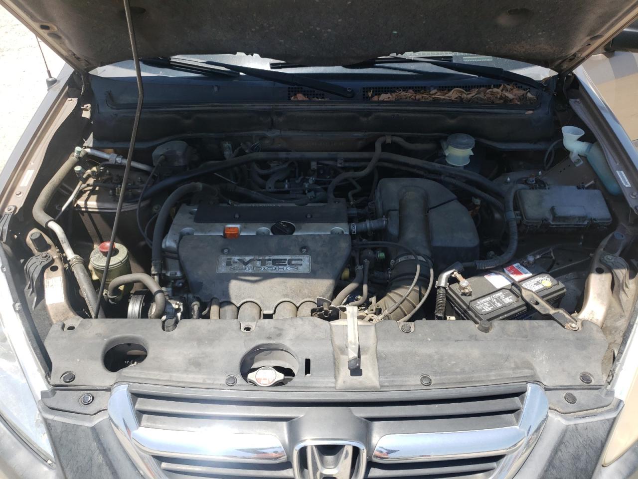 Photo 7 from auction – 2004 HONDA CR-V LX with VIN JHLRD68484C023135