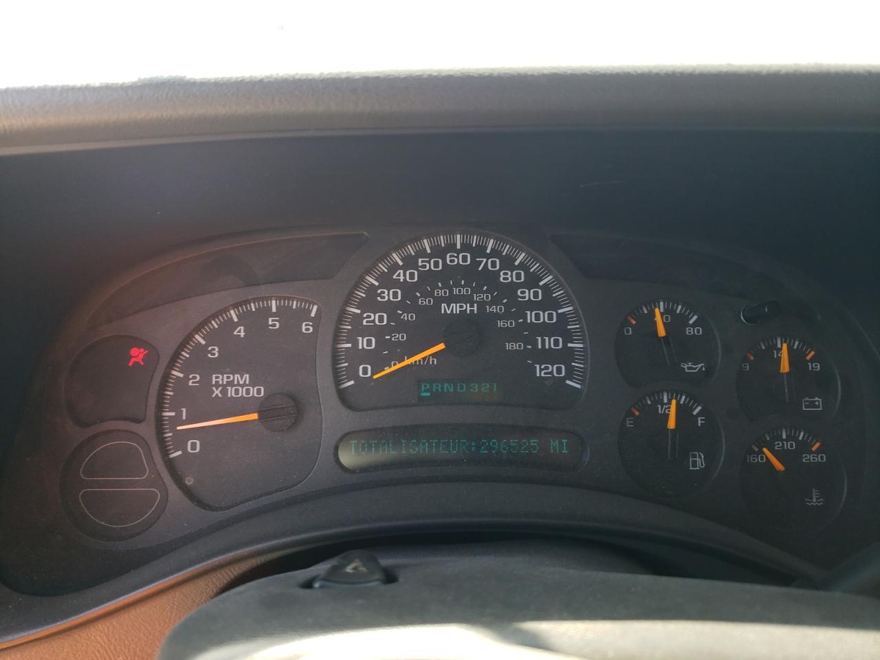 Photo 8 from auction – 2003 CHEVROLET SILVERADO with VIN 2GCEC19V331264307