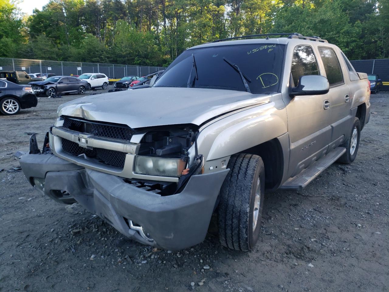 Photo 2 from auction – 2002 CHEVROLET AVALANCHE with VIN 3GNEK13T72G156327