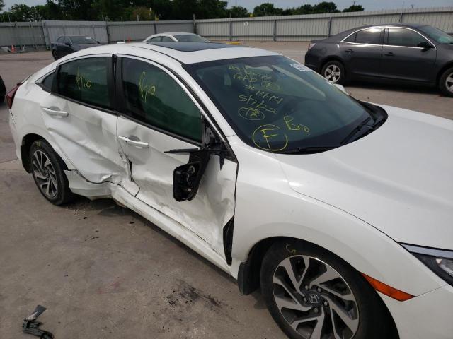 Photo 9 from auction – 2017 HONDA CIVIC EX with VIN 19XFC2F73HE069687