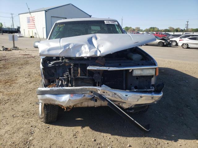 Photo 10 from auction – 1995 CHEVROLET SUBURBAN with VIN 1GNFK16K8SJ330069