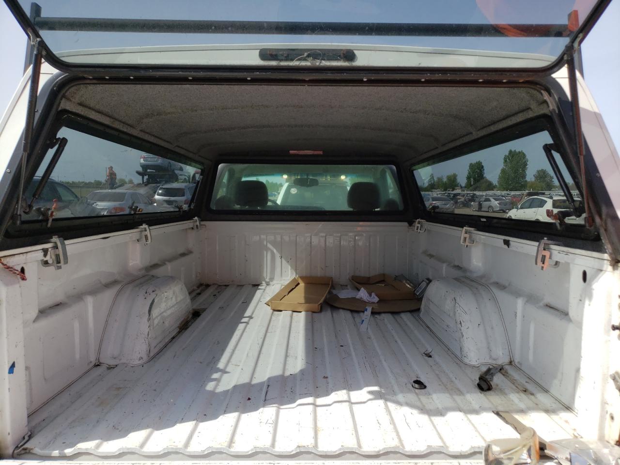 Photo 6 from auction – 2003 GMC NEW SIERRA with VIN 1GTEC14V03Z260486