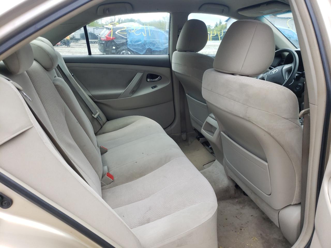 Photo 6 from auction – 2011 TOYOTA CAMRY BASE with VIN 4T1BF3EK6BU221404