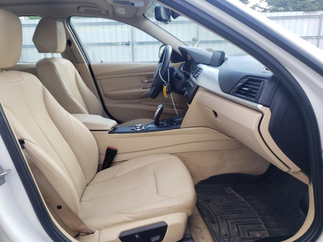 Photo 5 from auction – 2013 BMW 328 XI SUL with VIN WBA3B5C59DF591232