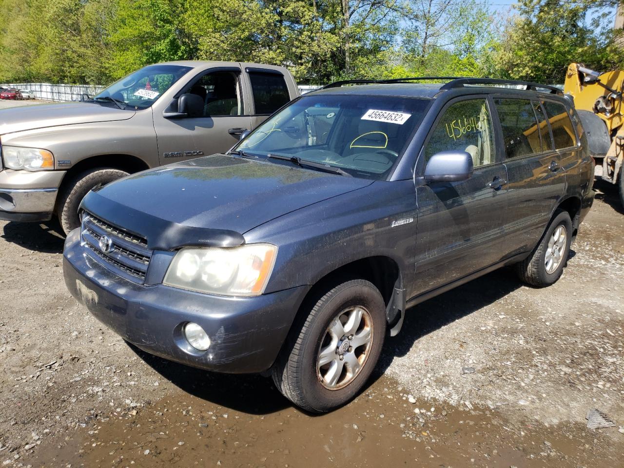 Photo 2 from auction – 2003 TOYOTA HIGHLANDER with VIN JTEHF21A830141015