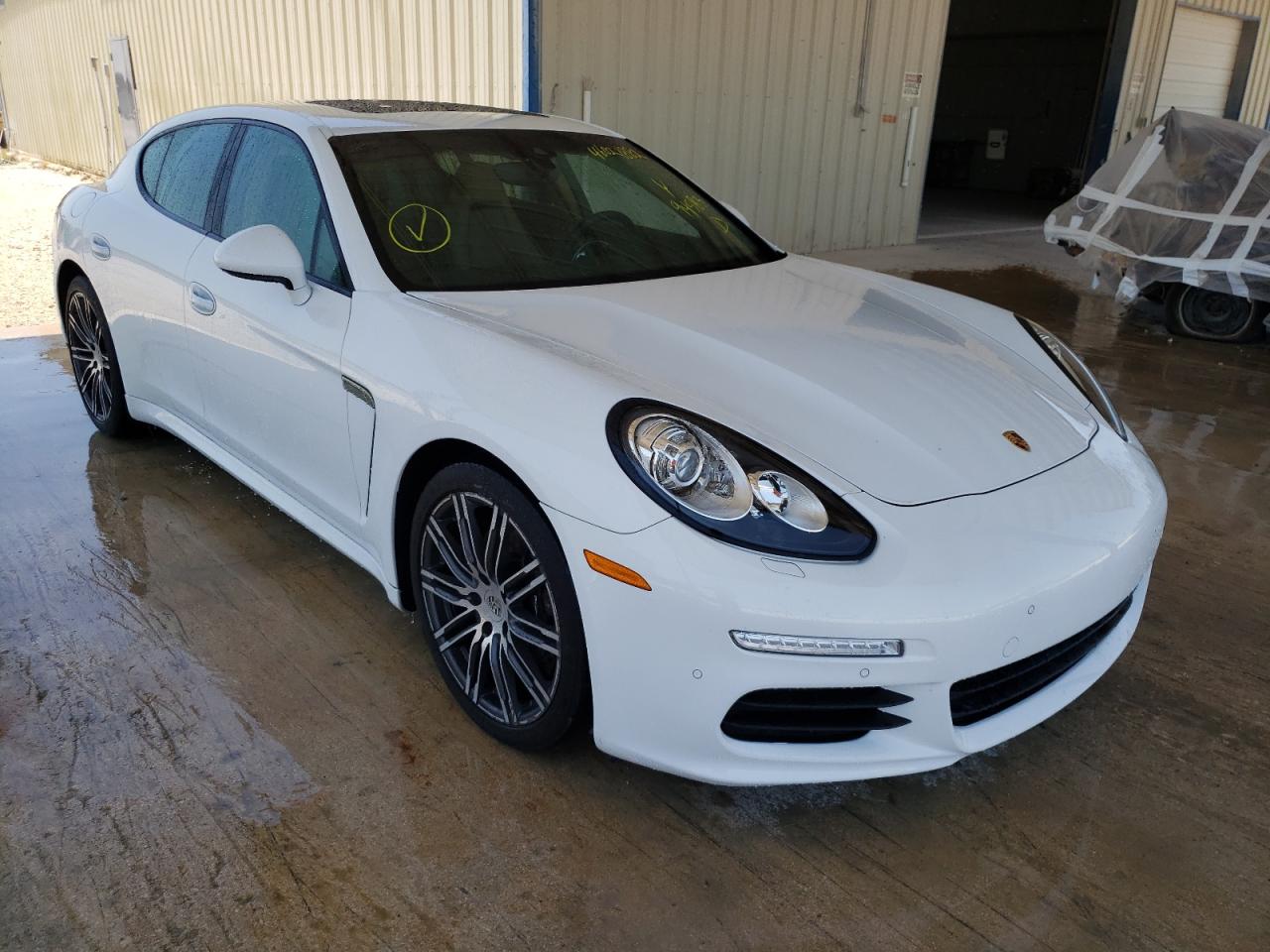PORSCHE PANAMERA 2 2015 with VIN WP0AA2A73FL001028 - Photo from auction