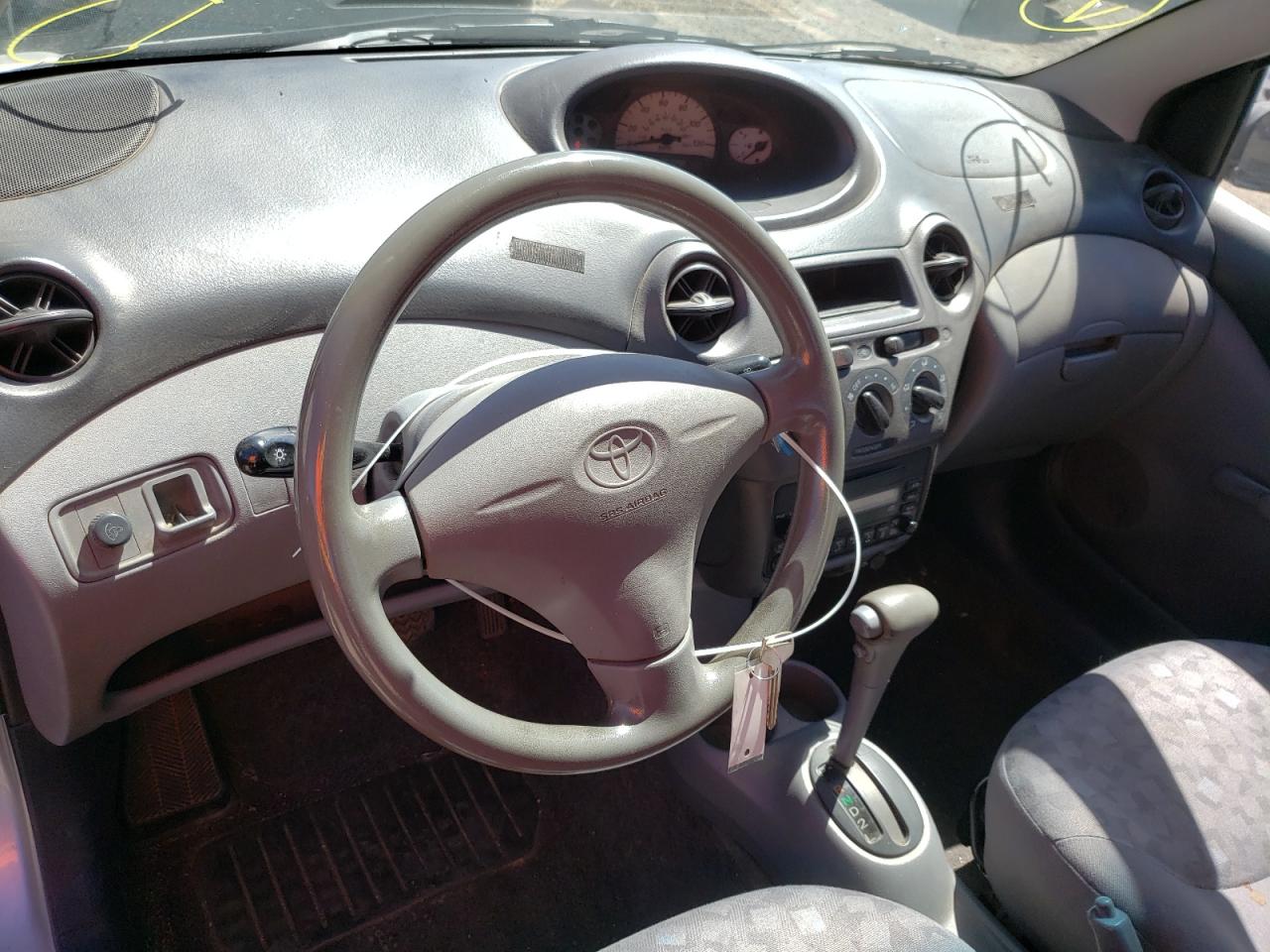 Photo 9 from auction – 2000 TOYOTA ECHO with VIN JTDAT1238Y0040010