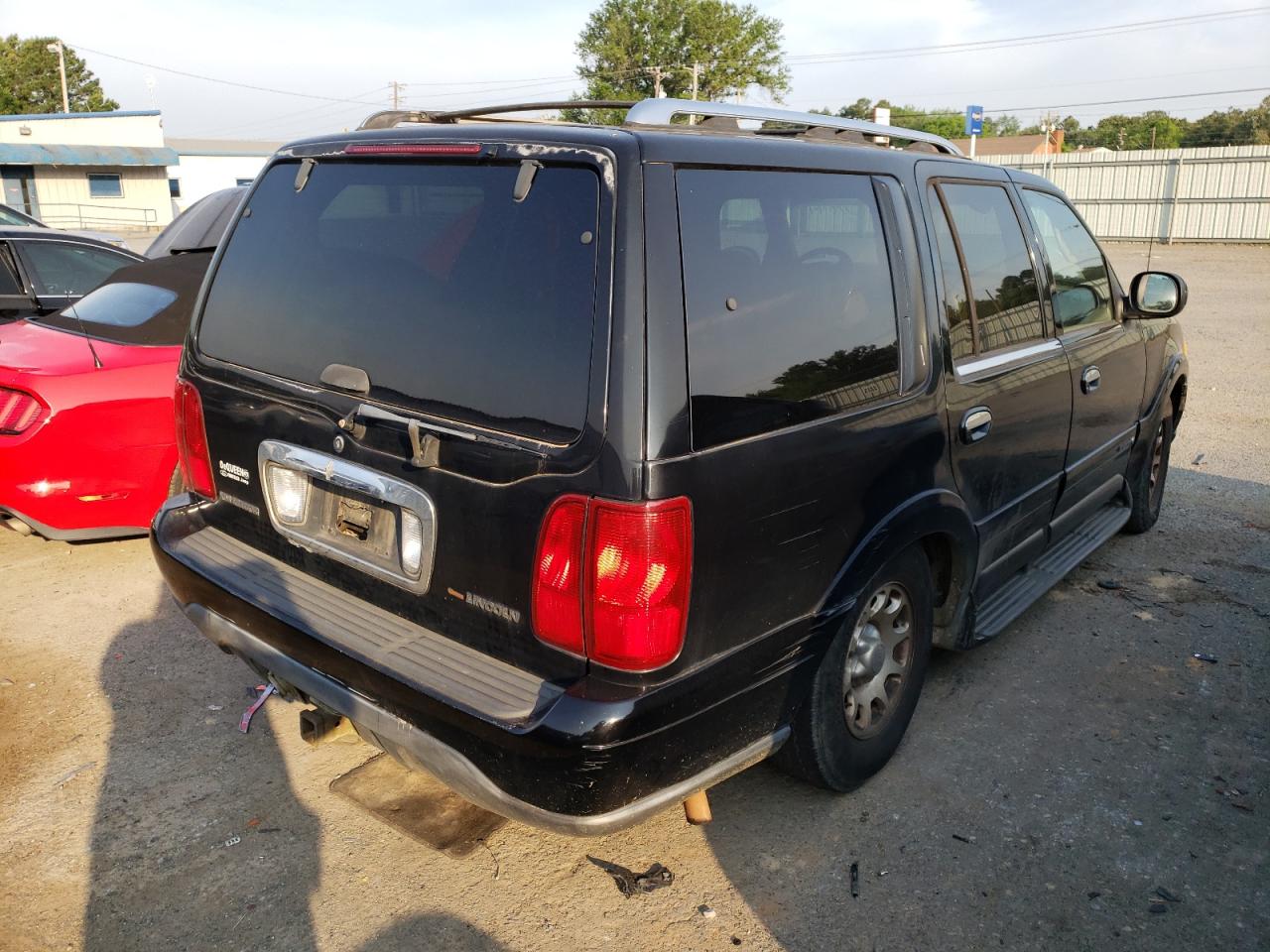 Photo 4 from auction – 1998 LINCOLN NAVIGATOR with VIN 5LMRU27L0WLJ18444