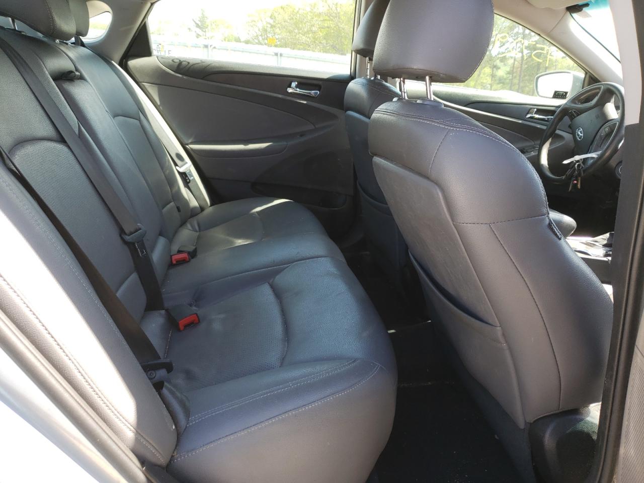 Photo 6 from auction – 2012 HYUNDAI SONATA GLS with VIN 5NPEB4AC4CH443761