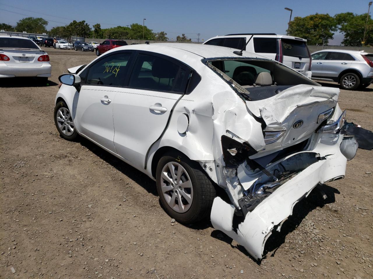 Photo 3 from auction – 2015 KIA RIO LX with VIN KNADM4A3XF6452076