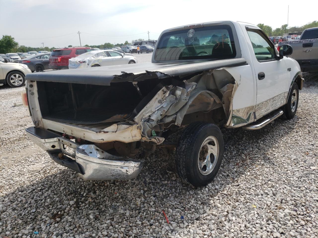 Photo 4 from auction – 1997 FORD F150 with VIN 1FTDF1720VKB76636