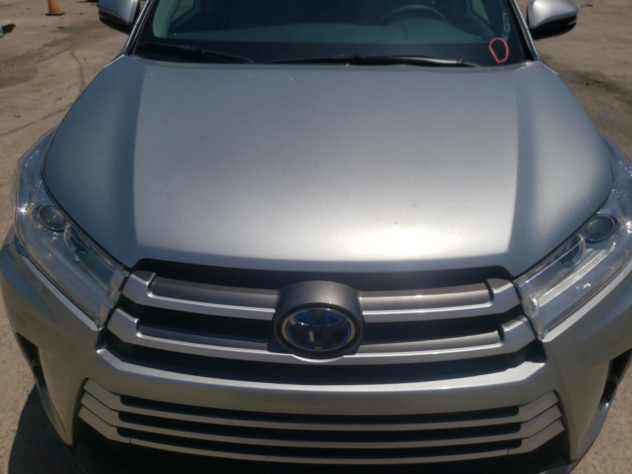 Photo 9 from auction – 2019 TOYOTA HIGHLANDER with VIN 5TDBGRFH6KS078403