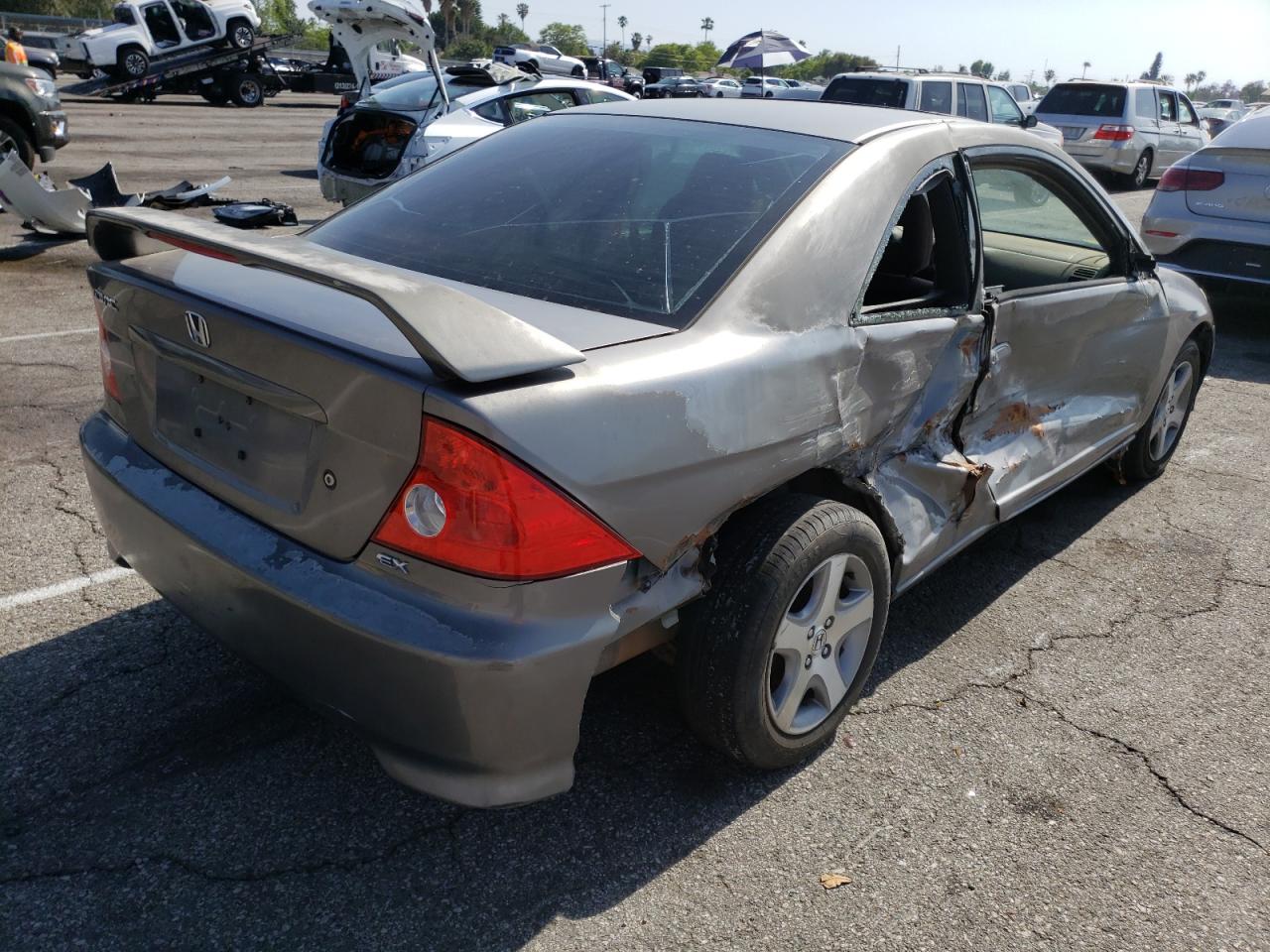 Photo 4 from auction – 2005 HONDA CIVIC EX with VIN 1HGEM22965L001906