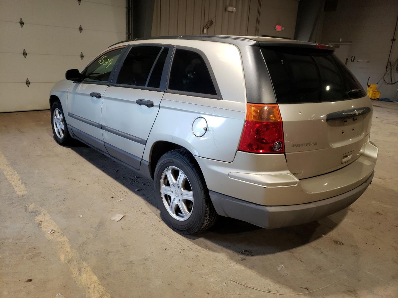 Photo 3 from auction – 2005 CHRYSLER PACIFICA with VIN 2C4GF48425R453044