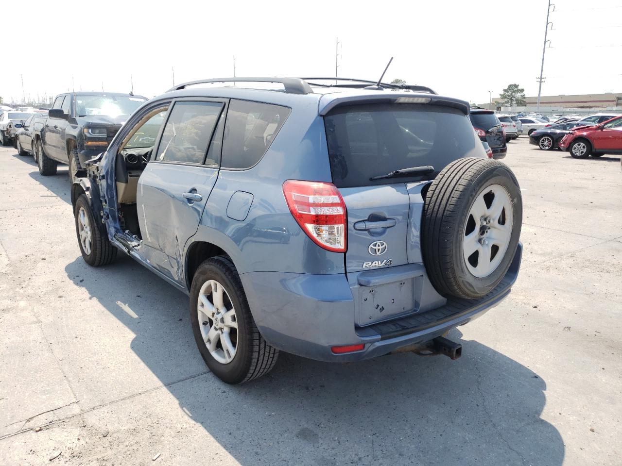 Photo 3 from auction – 2011 TOYOTA RAV4 with VIN 2T3BF4DV8BW094745