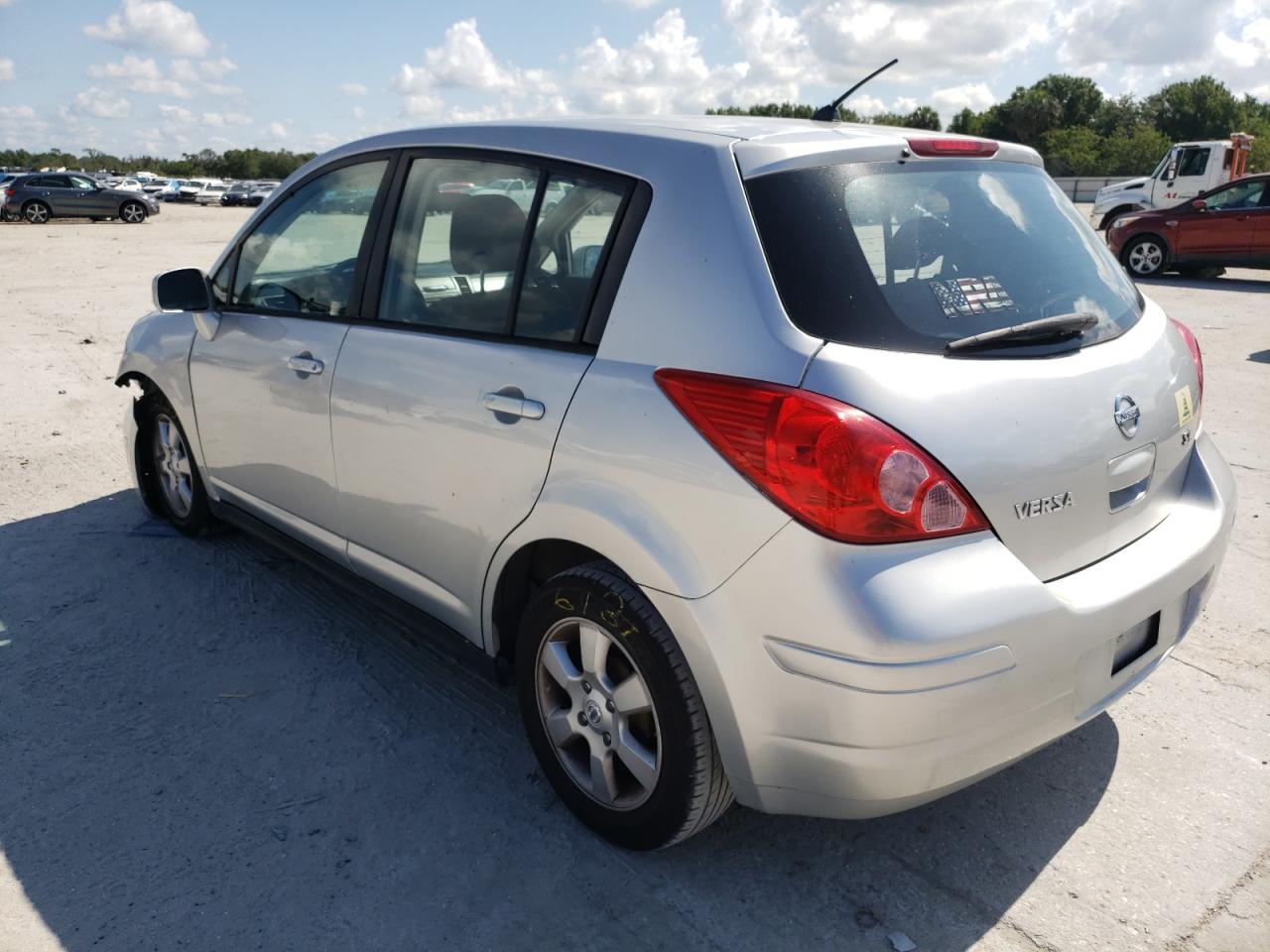 Photo 3 from auction – 2009 NISSAN VERSA S with VIN 3N1BC13E59L416514