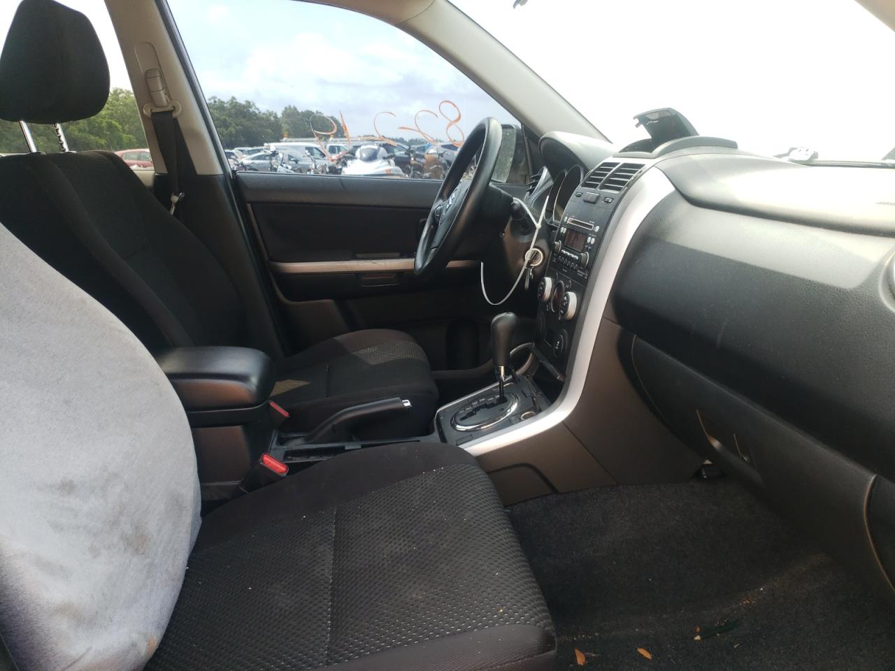 Photo 5 from auction – 2012 SUZUKI GRAND VITA with VIN JS3TE0D60C4100319