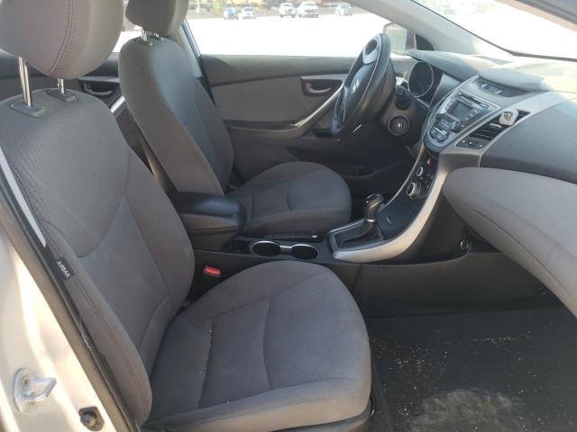 Photo 5 from auction – 2016 HYUNDAI ELANTRA SE with VIN 5NPDH4AE0GH667580