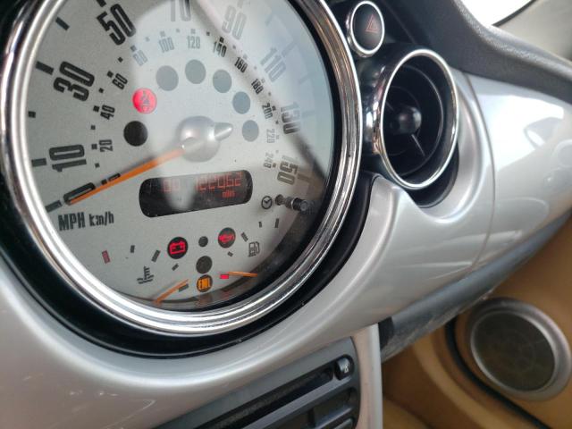 Photo 8 from auction – 2005 MINI COOPER with VIN WMWRF33495TF61681