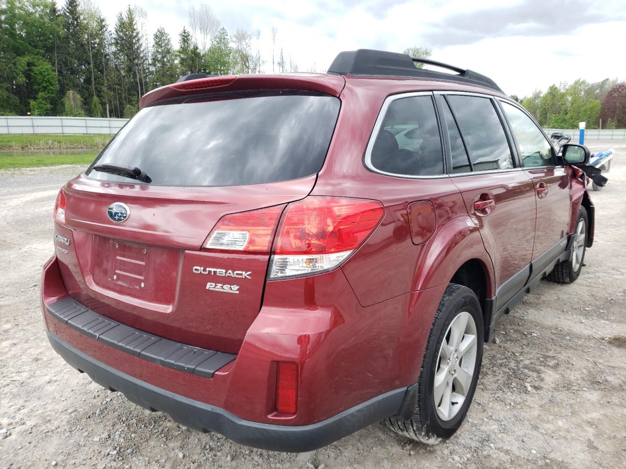 Снимка 4 от търг – 2013 SUBARU OUTBACK 2. с VIN 4S4BRBCC2D3265714