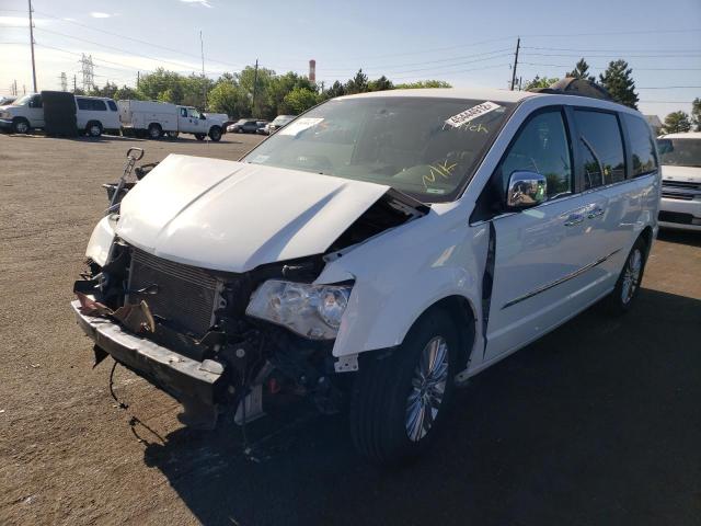 Photo 2 from auction – 2015 CHRYSLER TOWN & COU with VIN 2C4RC1CG9FR676426