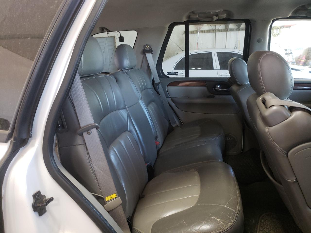 Photo 6 from auction – 2002 GMC ENVOY with VIN 1GKDT13S522235940