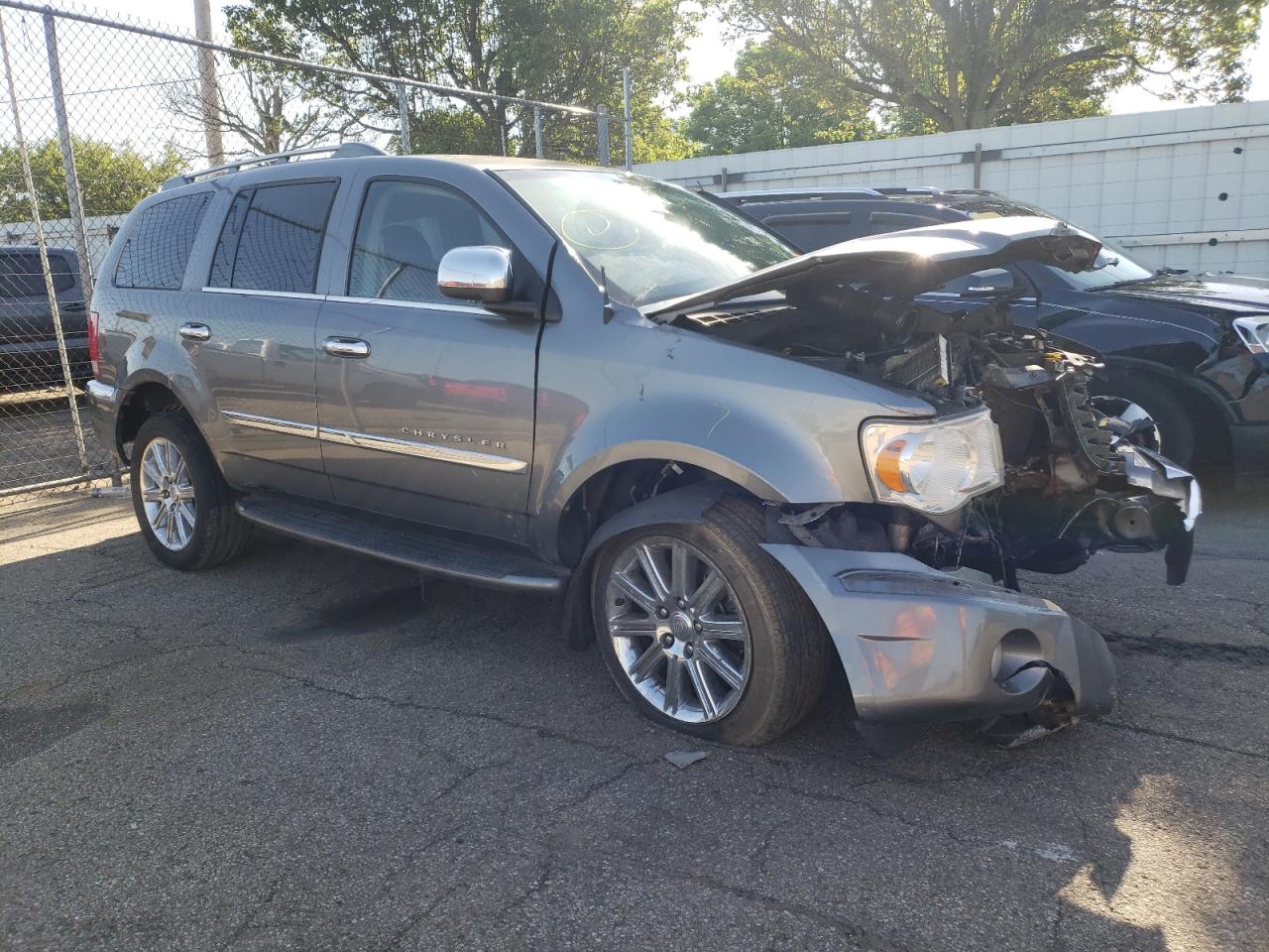 Photo 1 from auction – 2008 CHRYSLER ASPEN LIMI with VIN 1A8HW58228F124602