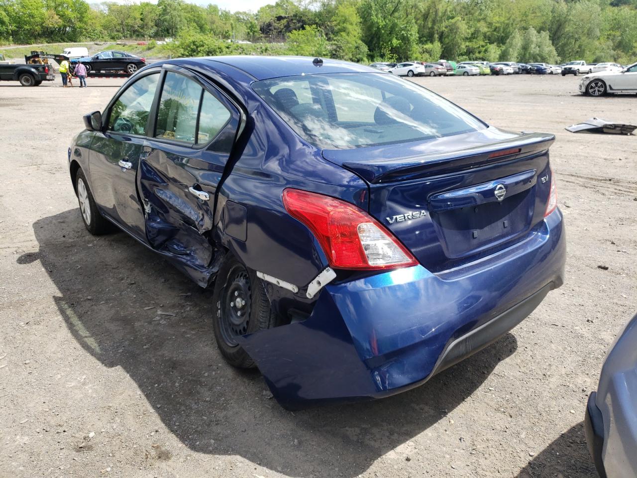 Photo 3 from auction – 2019 NISSAN VERSA S with VIN 3N1CN7AP3KL867811