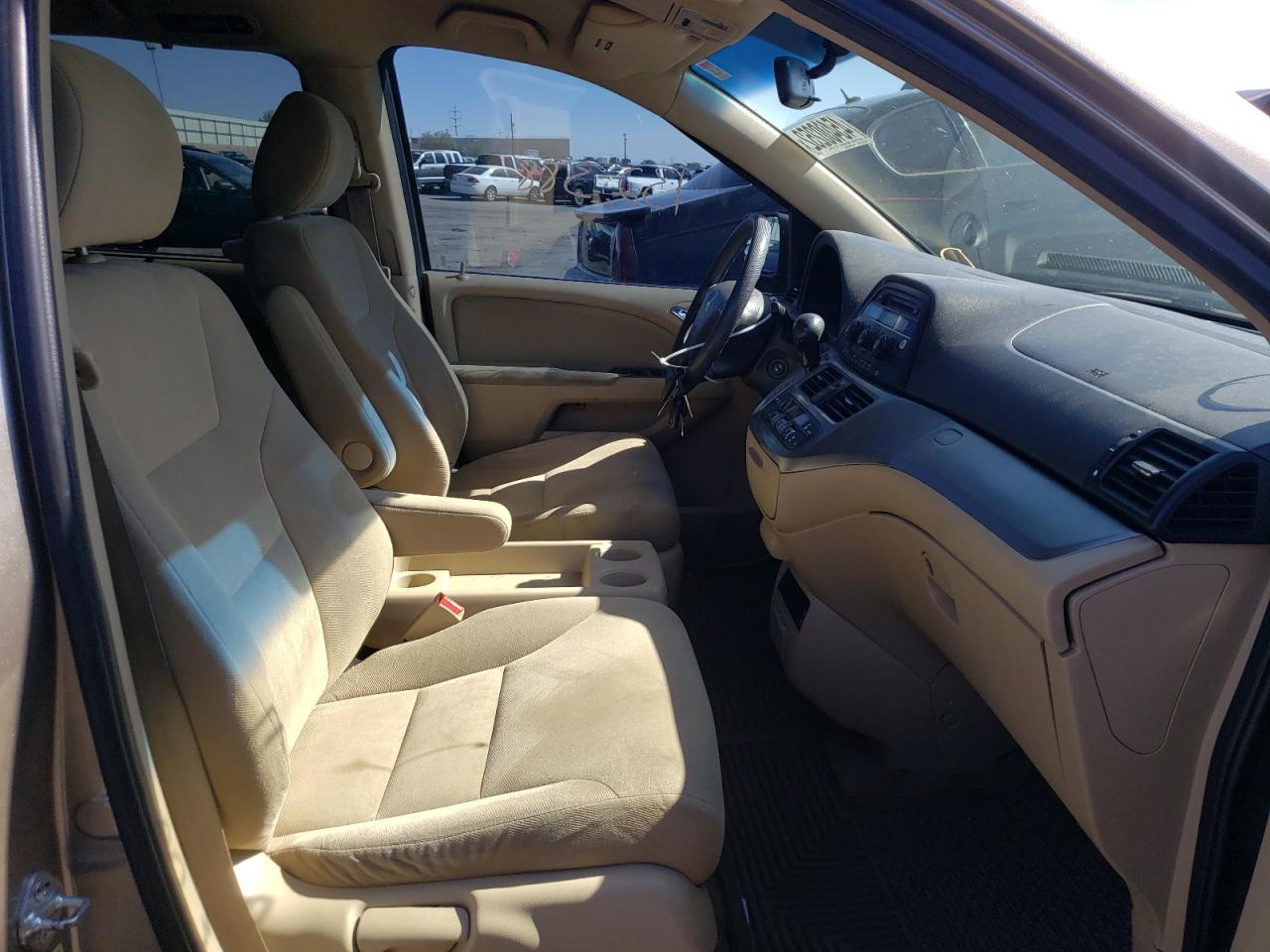 Photo 5 from auction – 2010 HONDA ODYSSEY EX with VIN 5FNRL3H52AB005364