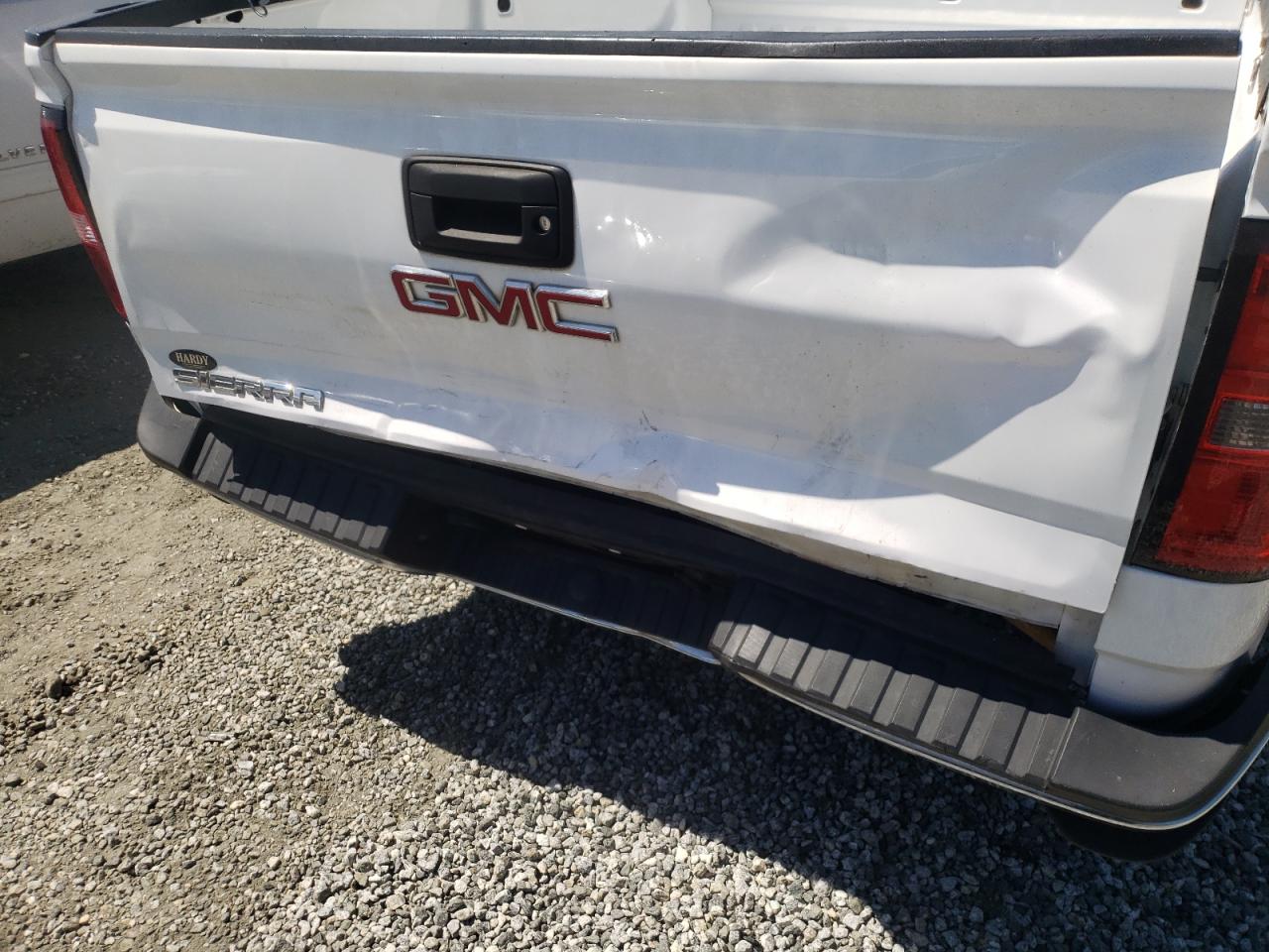 Photo 9 from auction – 2015 GMC SIERRA C15 with VIN 1GTN1TEC8FZ902262