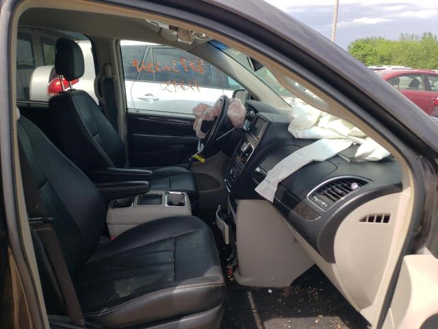 Photo 5 from auction – 2015 CHRYSLER TOWN & COU with VIN 2C4RC1BG3FR662250