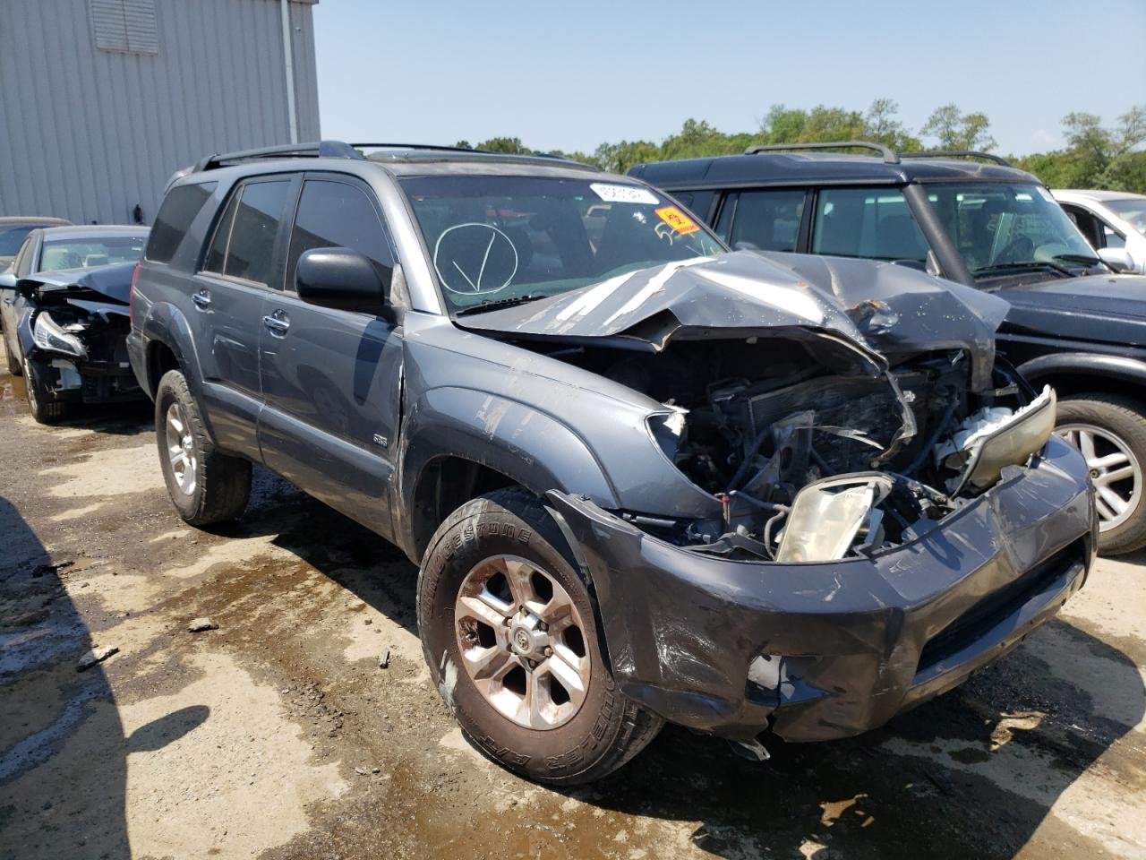 TOYOTA 4RUNNER SR 2007 with VIN JTEZU14R570086082 - Photo from auction