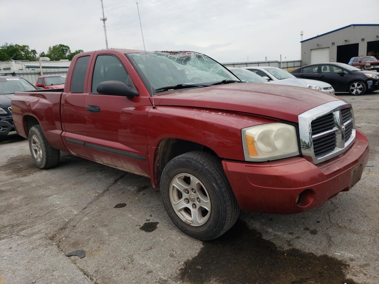 DODGE DAKOTA SLT 2007 with VIN 1D7HE42K57S200287 - Photo from auction