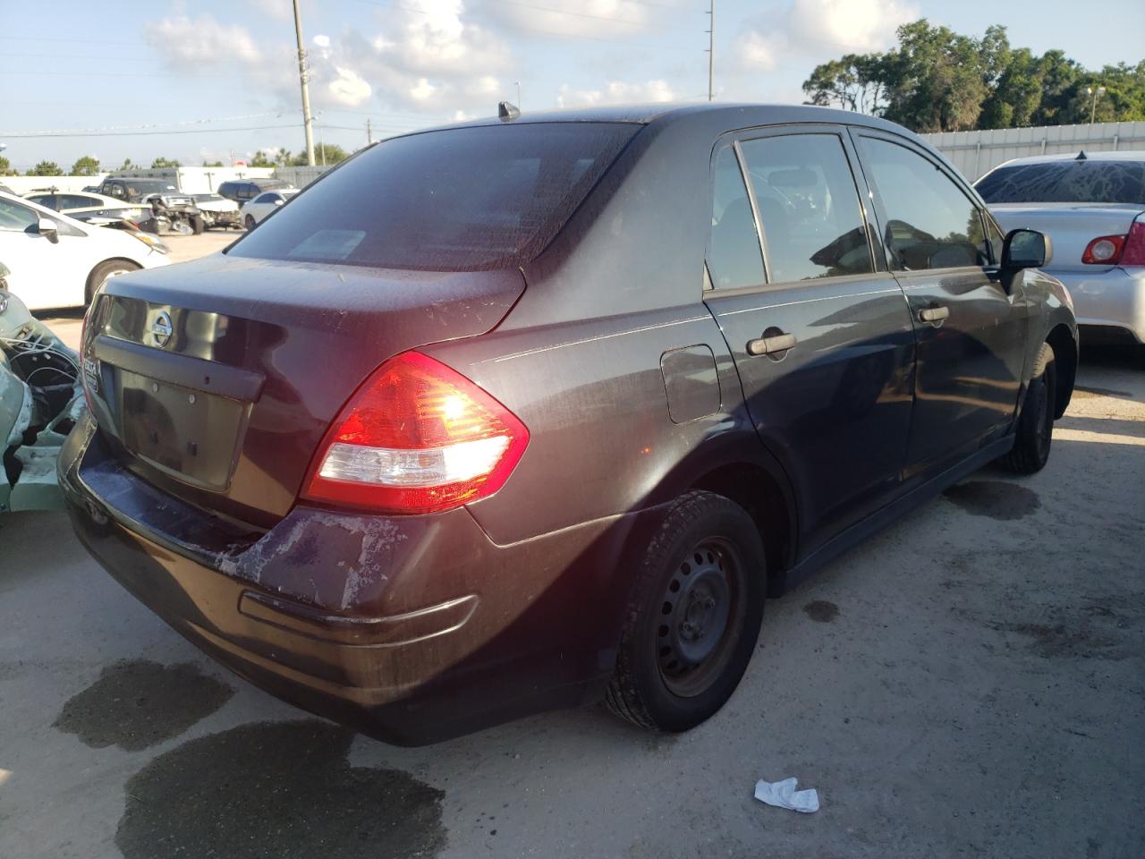 Photo 4 from auction – 2011 NISSAN VERSA S with VIN 3N1CC1APXBL376106