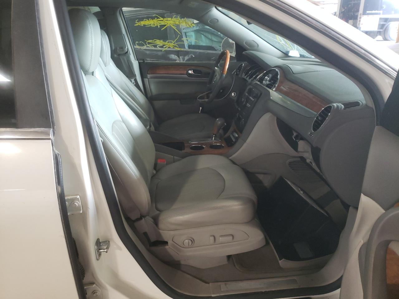 Photo 5 from auction – 2009 BUICK ENCLAVE CX with VIN 5GAER23D89J195196