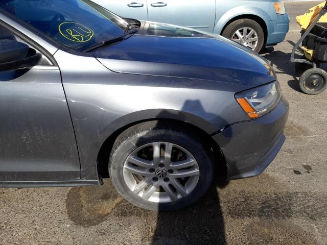 Photo 9 from auction – 2017 VOLKSWAGEN JETTA S with VIN 3VW2B7AJ6HM328256